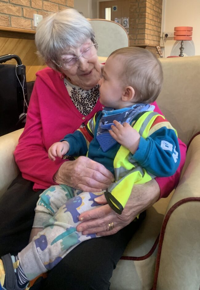 Building bonds across generations: Toray Pines welcomes weekly visits from Little Acorns