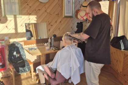 A touch of nostalgia: Dementia-Friendly Barber event brings joy to Toray Pines residents