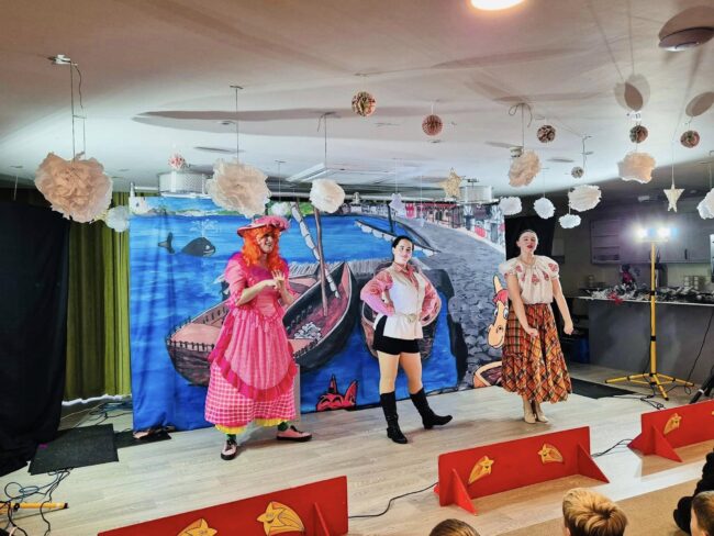 A magical pantomime afternoon at Beeston Rise Care Home