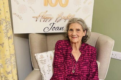 Centenarian Joan celebrates 100th Birthday at Beeston Rise