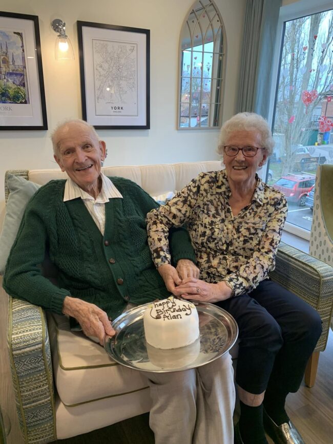 Long-lasting Love: Alan and Margaret Celebrate 65 Years